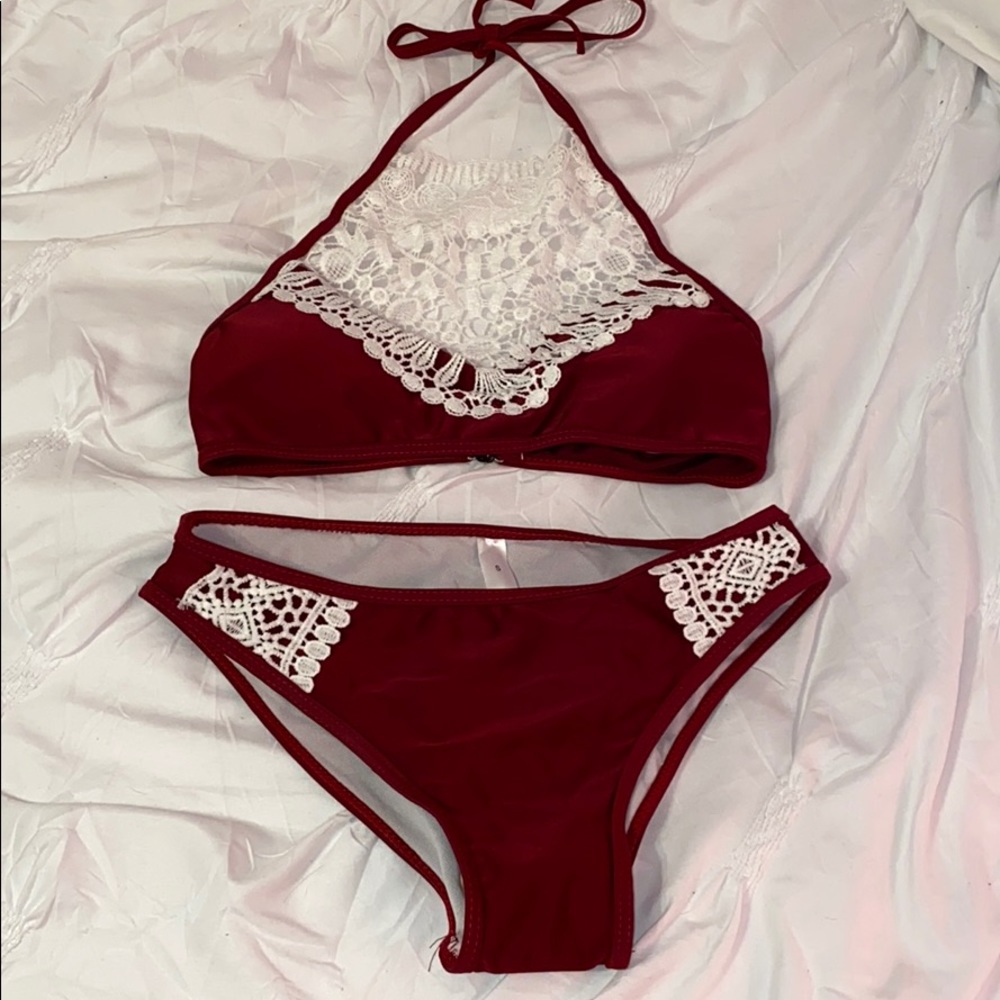 Crochet detailing bikini set